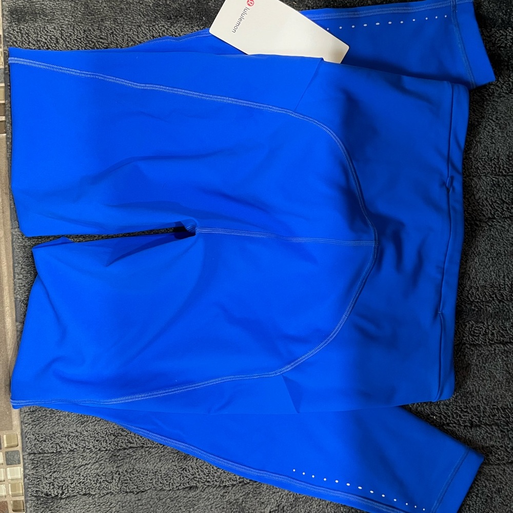 NWT Lulu leggings beautiful bright blue size 6